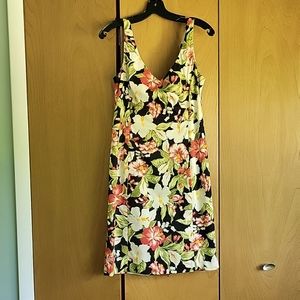 Floral Pattern V neck dress, Jones New York